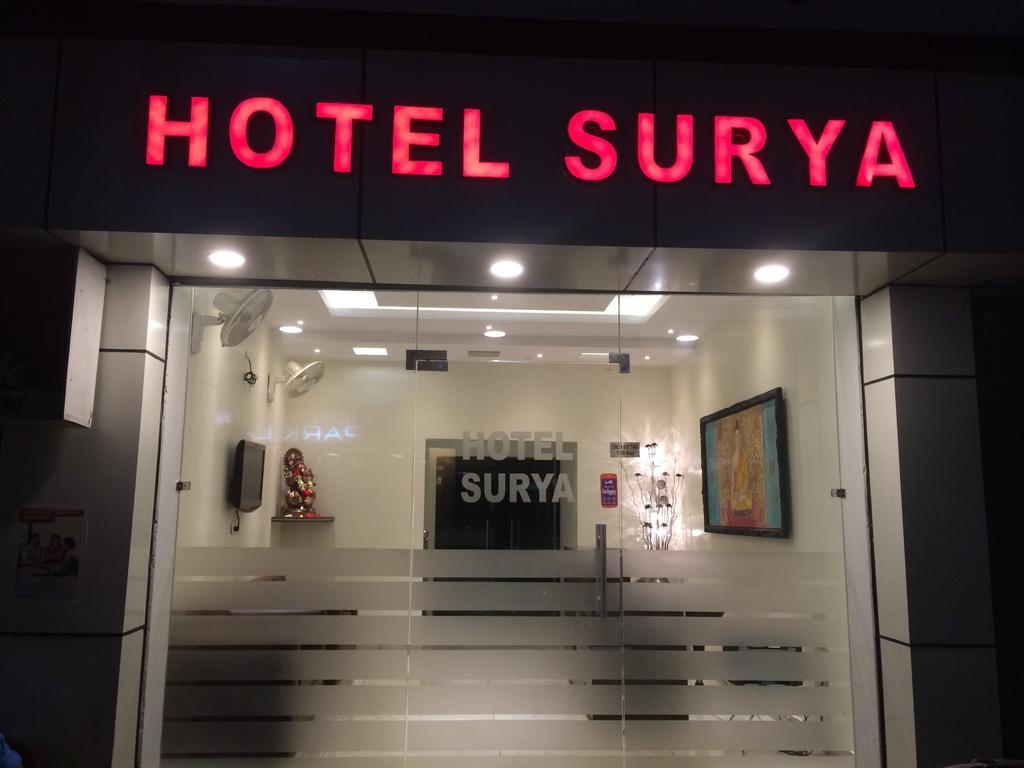 Hotel Surya Haldwāni Exterior foto