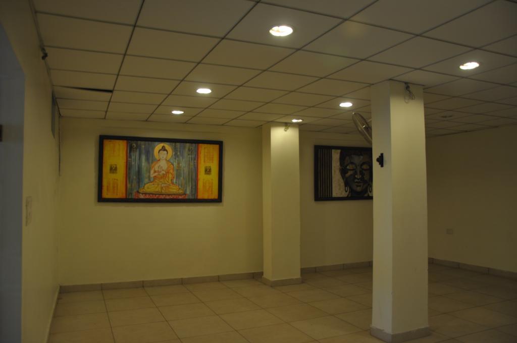 Hotel Surya Haldwāni Exterior foto